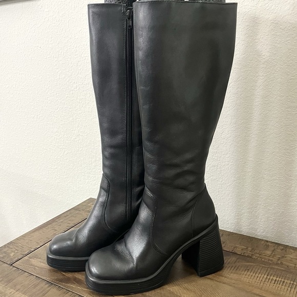 Steve Madden Size 7.5 M Black Leather Fanatik Knee High Boot Platform - Picture 1 of 10